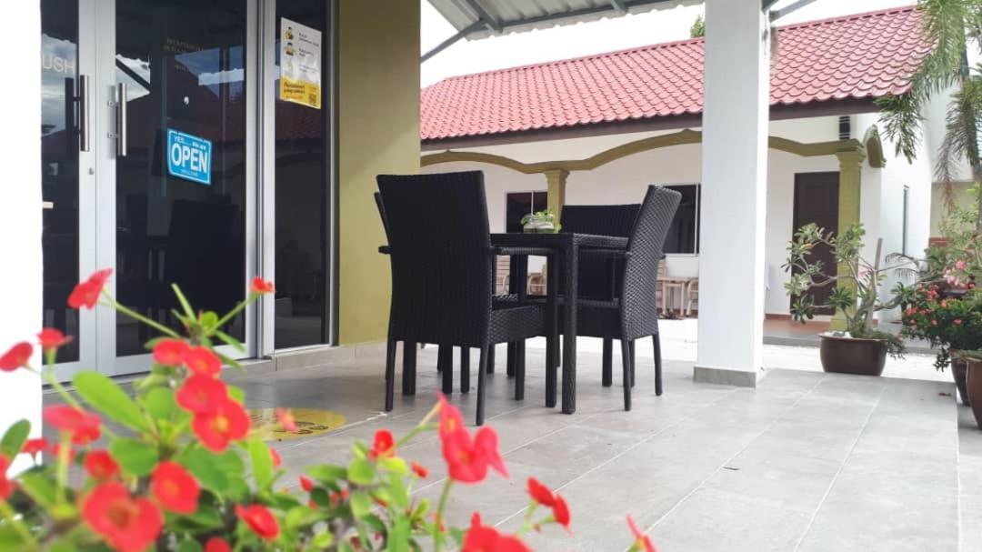 The Nutshell Chalet Langkawi Pantai Cenang  Extérieur photo